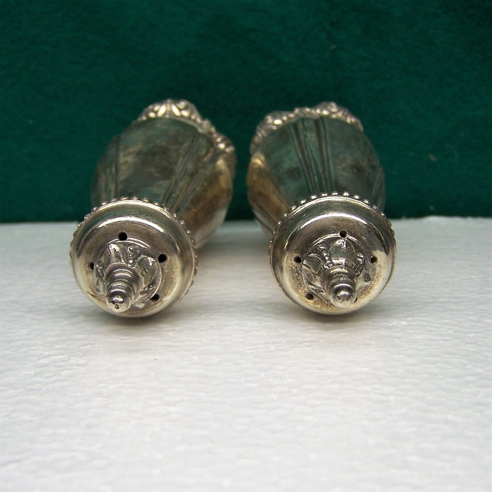 WALLACE SILVERPLATE SALT & PEPPER STRADIVARI