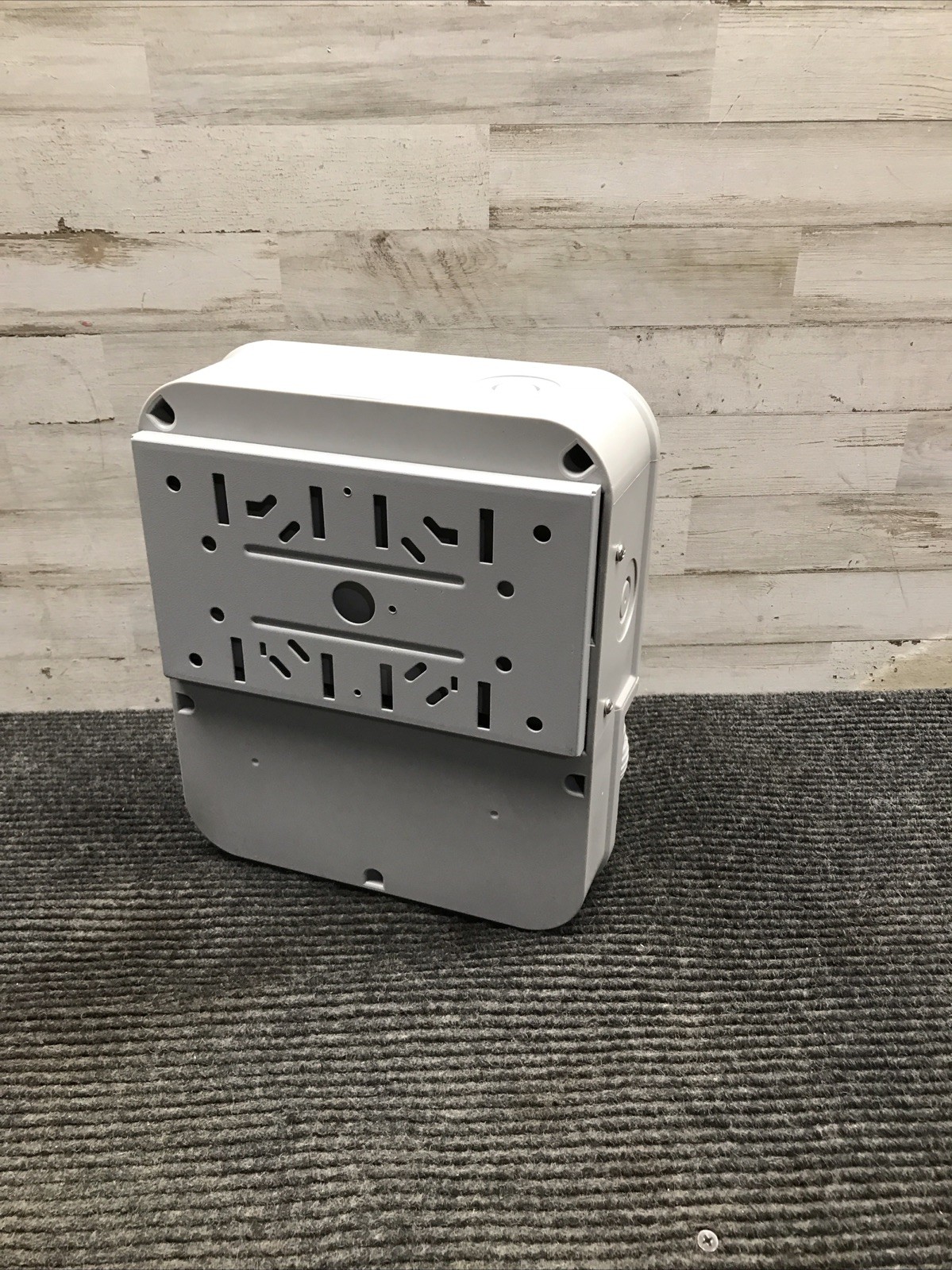 Hubbell Dual-Lite DYN12I-4X-06L Industrial Emergency Light Fixture