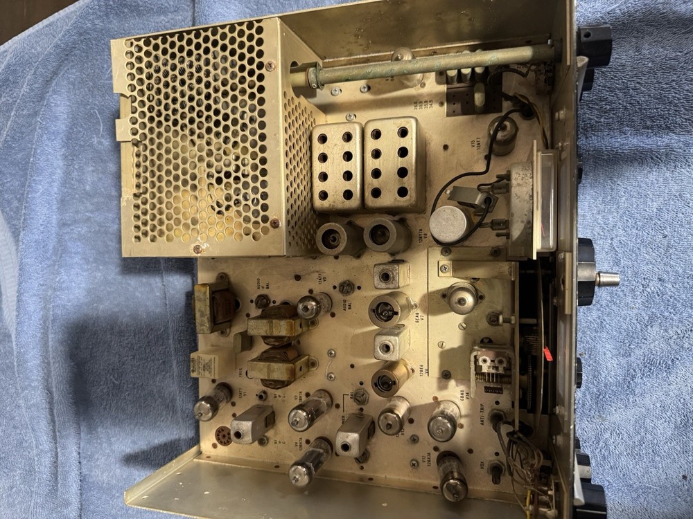 Hallicrafters HT-44 ( NO TESTED )