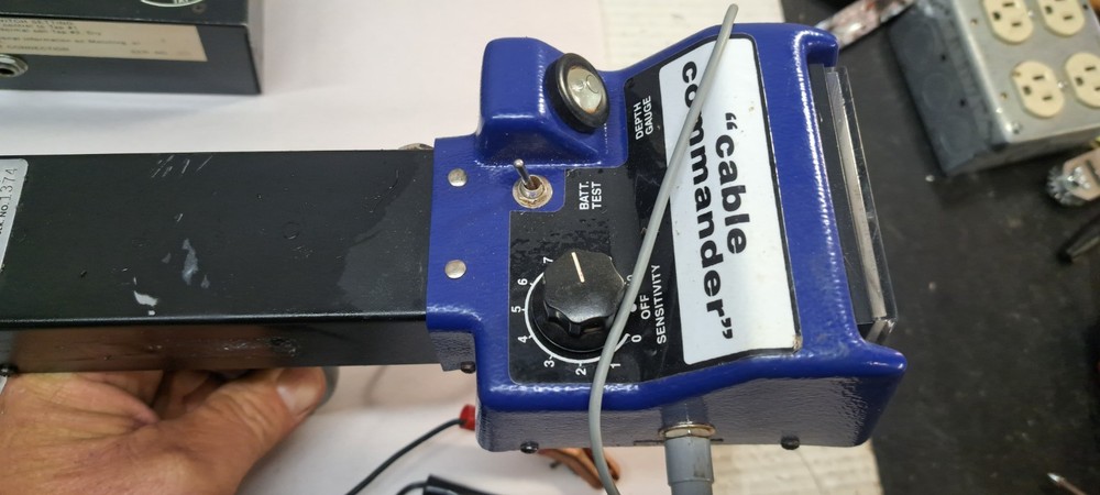 AQUA-TRONICS CABLE COMMANDER MODEL A7 UNTESTED NEEDS BATTERY