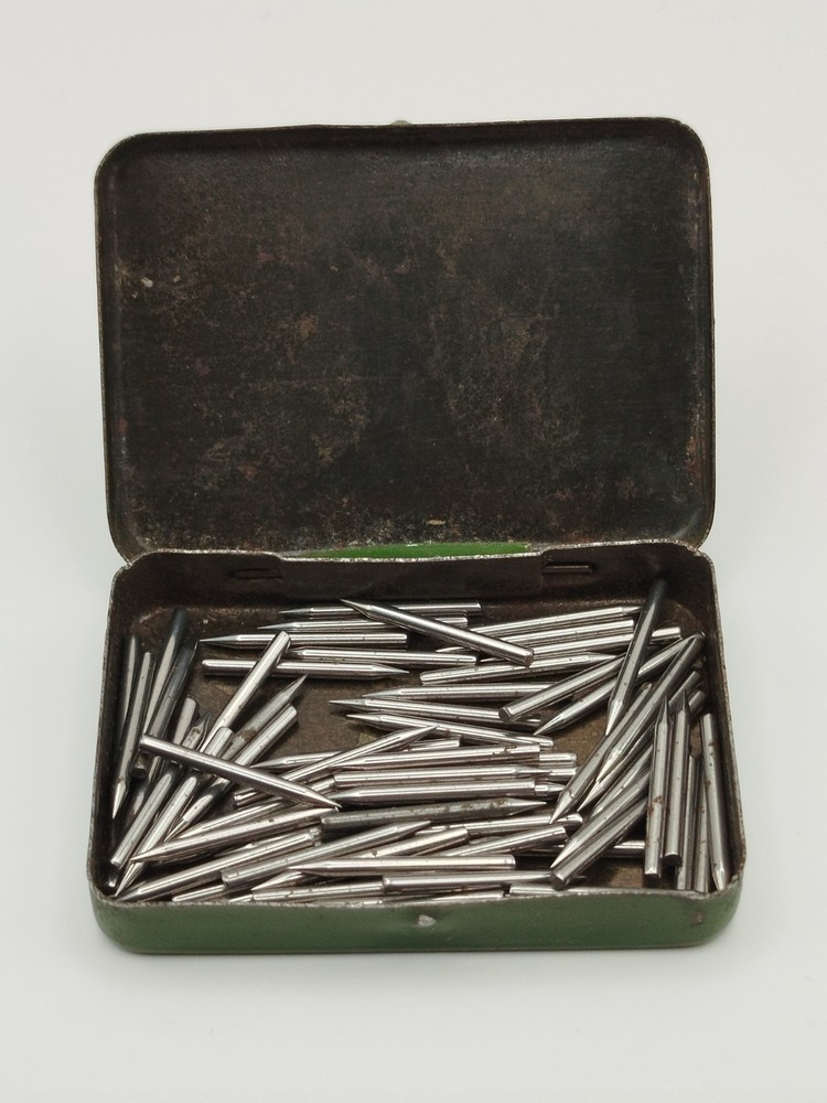 Soviet gramophone needles 77 pcs.