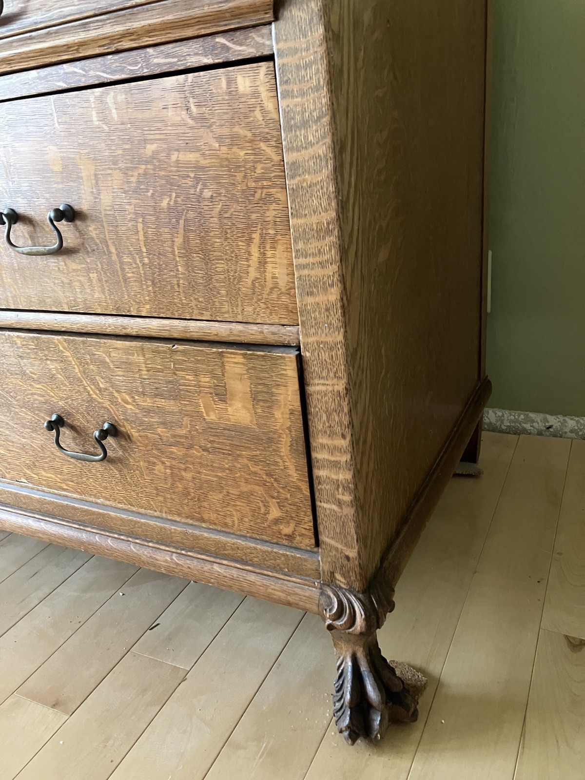 Clawed footed, Antique Solid Wood Dresser Detachable Mirror – ORIGINAL HARDWARE