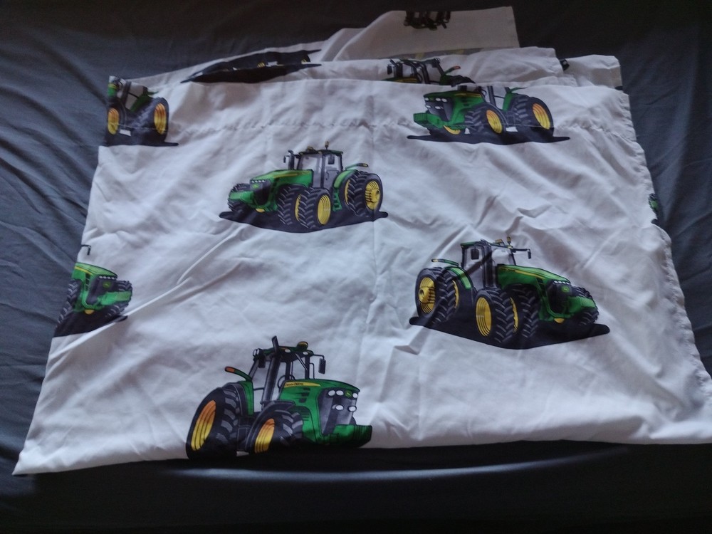 Licensed JOHN DEERE PiLLOWCASE And Flat Sheet 100%Polyester