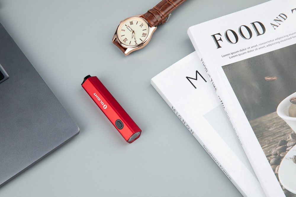 Olight Diffuse Red 700 Lumens EDC Pocket Flashlight, 6 Lighting Modes