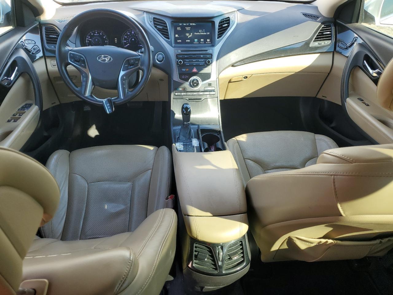 2016 Hyundai Azera Used White Deck Lid with Rear View Camera - OEM