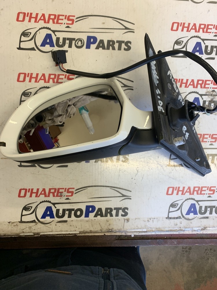 10-16 AUDI A4 B8 LEFT SIDE DOOR MIRROR ASSEMBLY WHITE COLOR Paint Code LY9C
