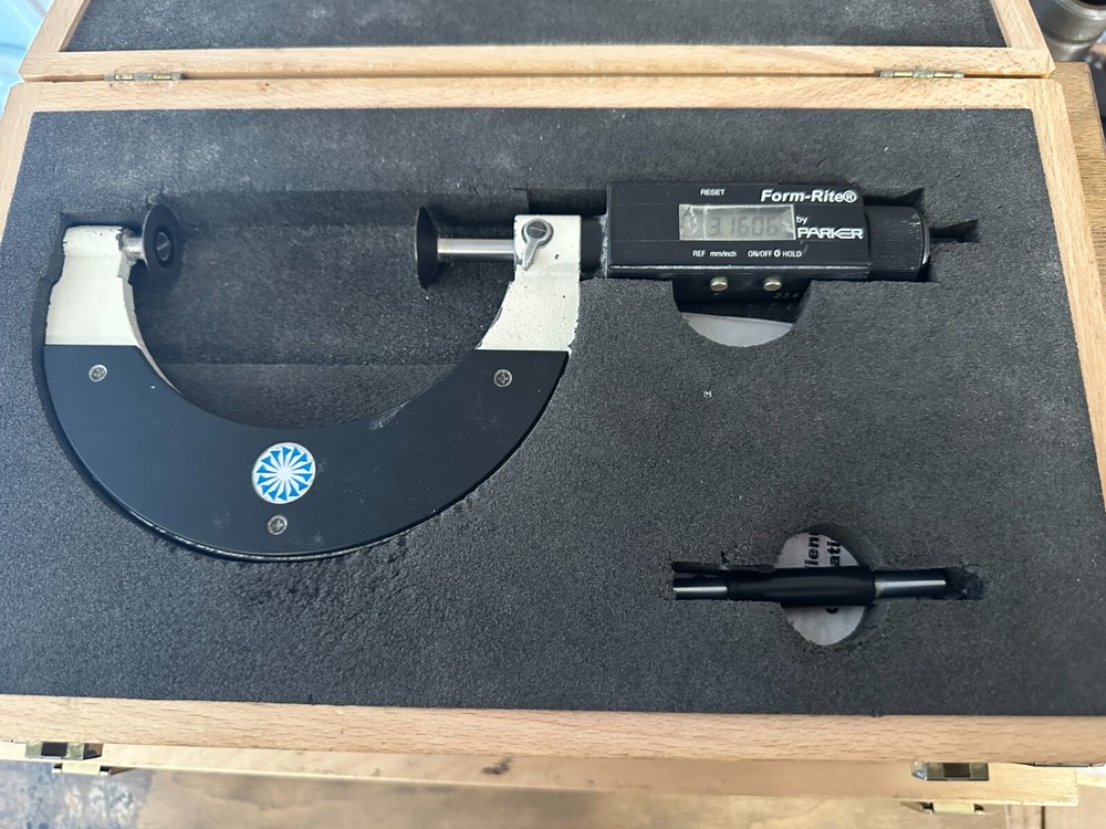 Parker Form-Rite Digital Micrometer 75-100mm w/Std, Case, Battery