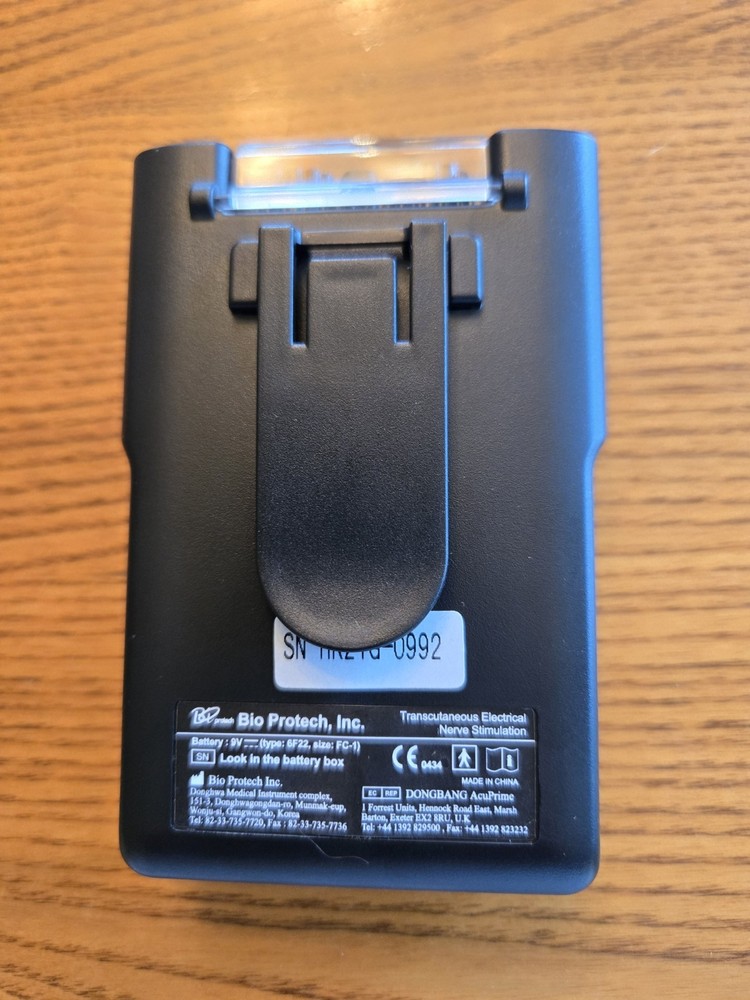 MAXTENS 1000 TENS Unit with Case