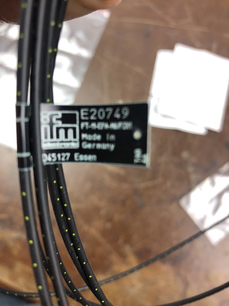 E20749 IFM Diffuse Reflection Bendable Fiber Optic Sensor EFECTOR NOS -----A1