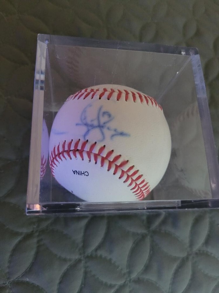 !!! JAY BUHNER AUTOGRAPHED BASEBALL $$