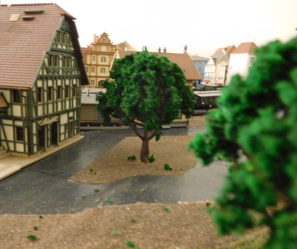5 Dark Green Trees, 80mm Tall