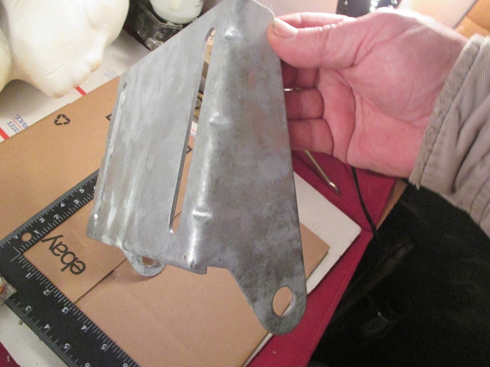 Smith 8" Galvanized Steel Panel Bracket V-Keel Roller