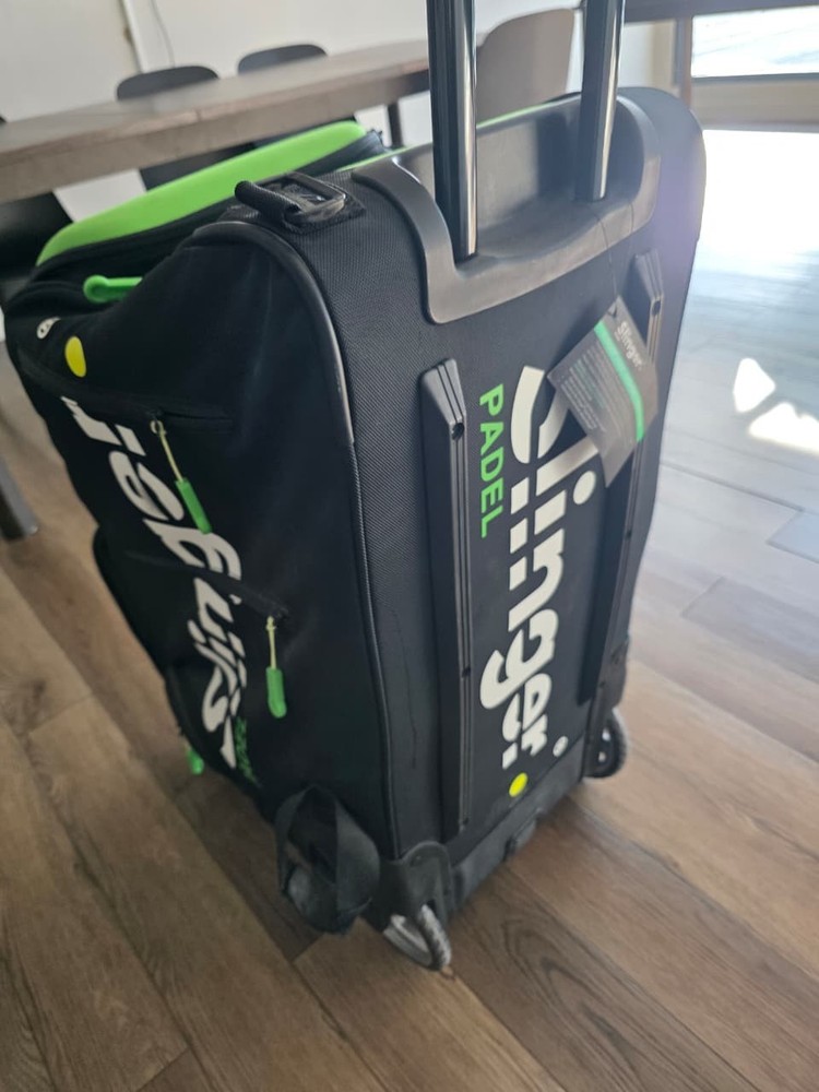 Slinger Padel/Tennis ball Machine