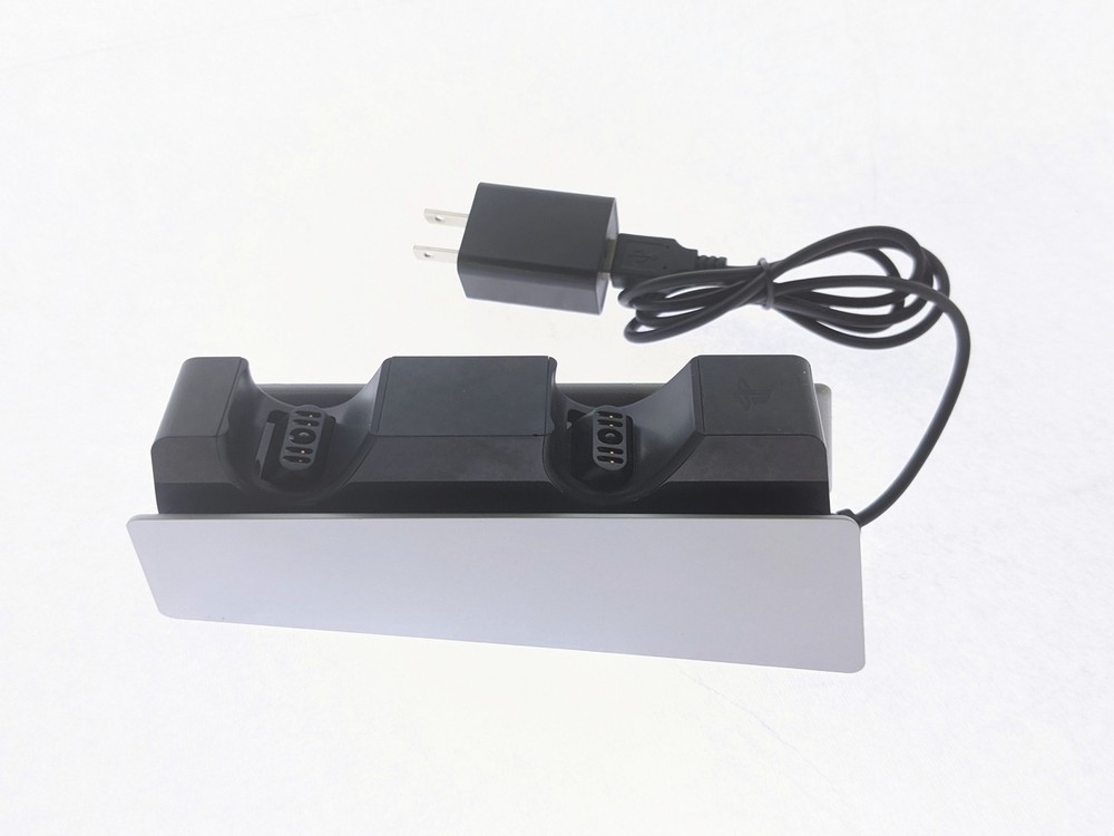 Sony DualSense PS5 PlayStation 5 Controller Charging Dock and Cable Bundle WHITE