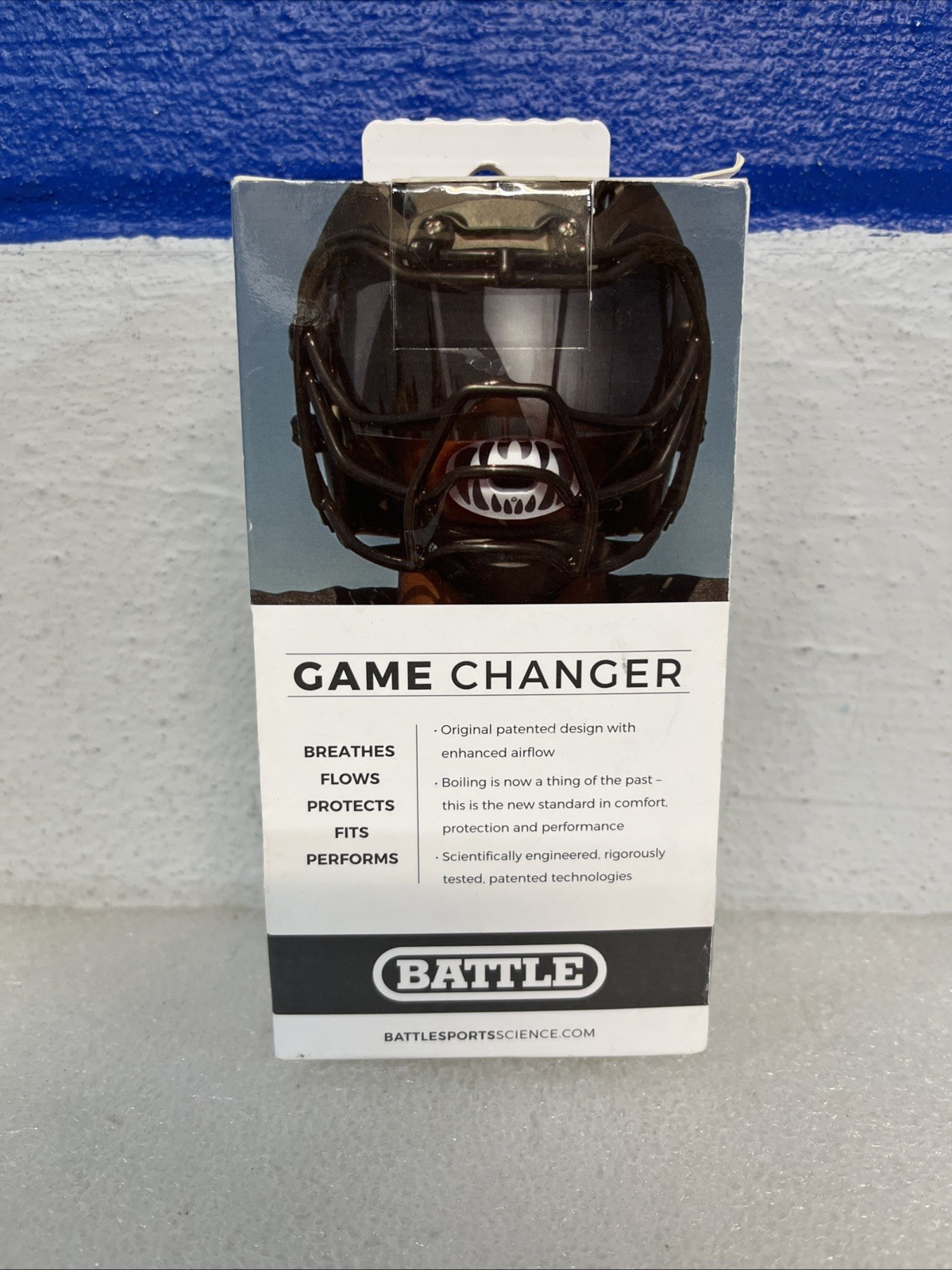 Battle Sports Oxygen Lip Protector & Mouthguard Predator Gold / Black New