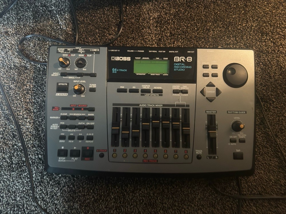 Boss BR-8 Digital Recording Studio