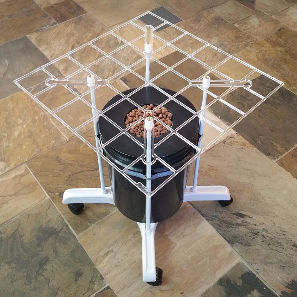 ScrOG Kit - "P SCROG Single Screen System" using a DWC bucket