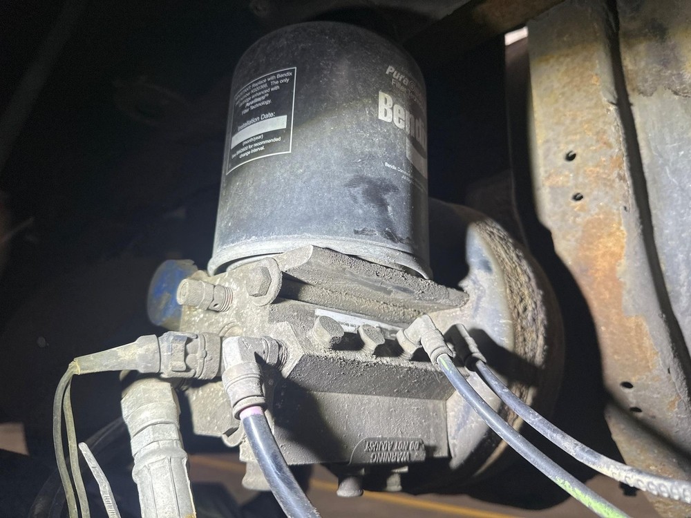 Bendix AD-IS Air Dryer - Used