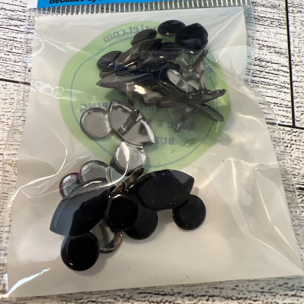 EyeLet OutLet Shape Brads 12/Pkg Black Hat mouse