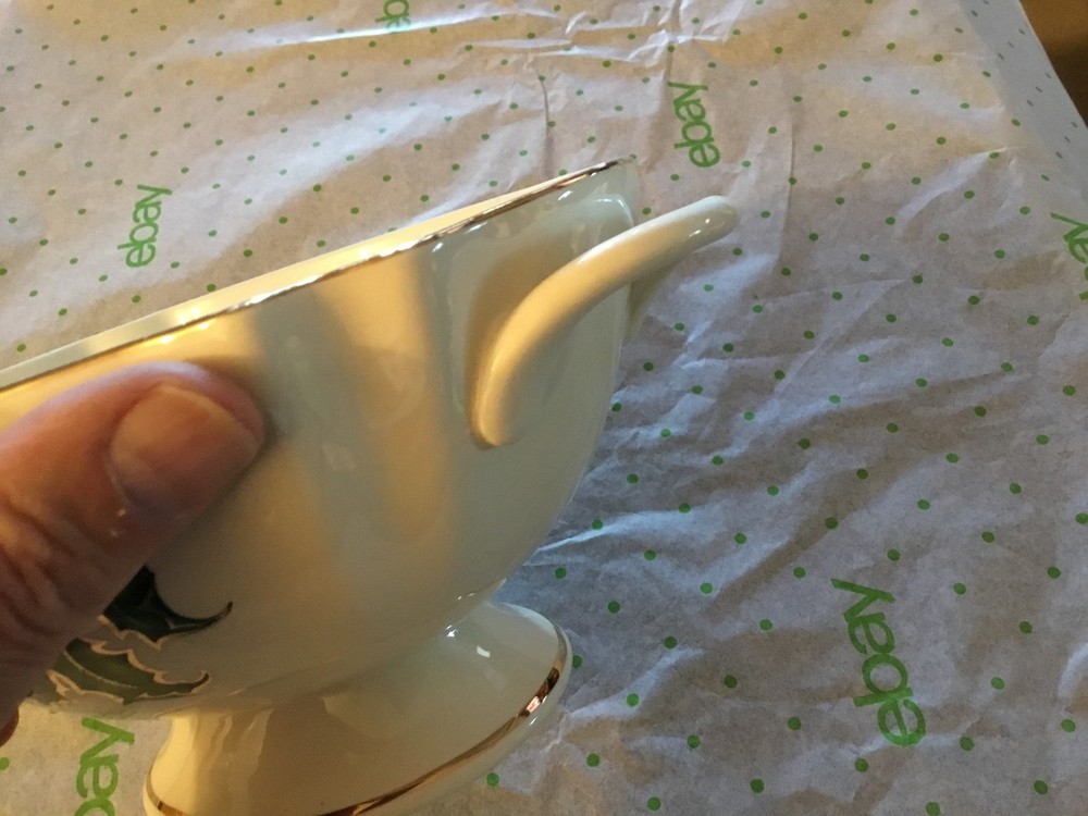 ceramic holiday planter