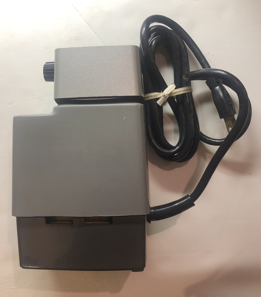 BLACK & DECKER No 7980 DRILL BIT SHARPENER - EXCELLENT CONDITION