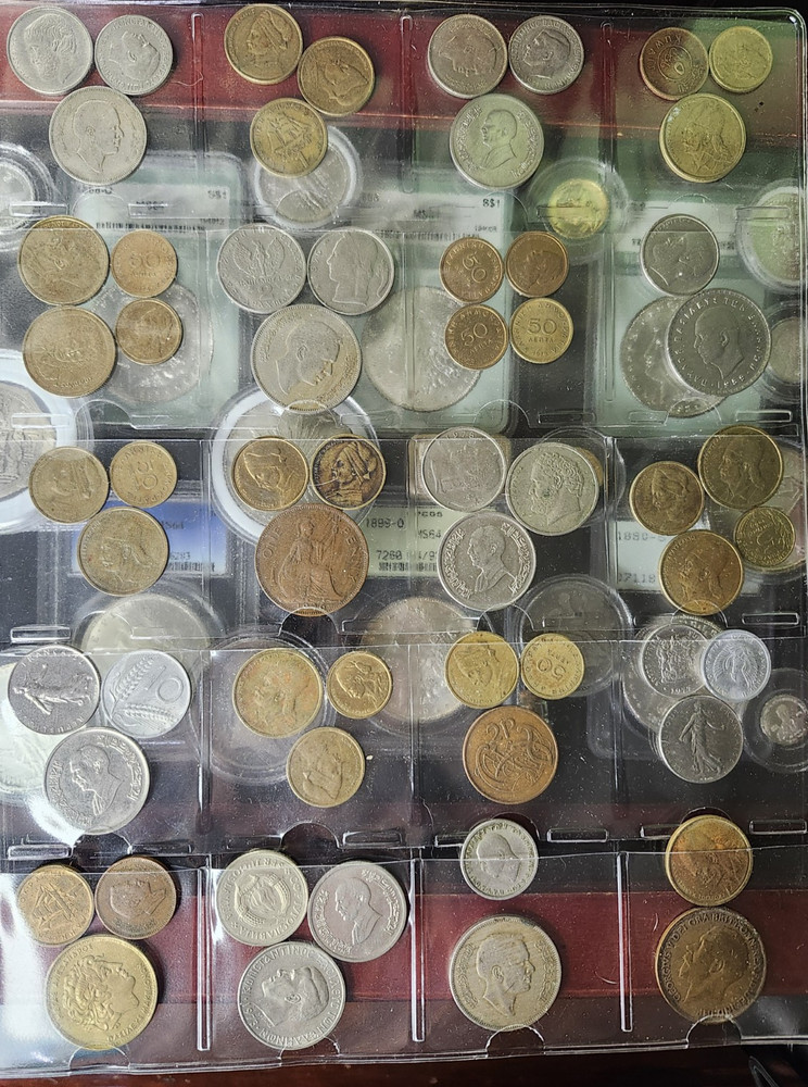 LOT 60 foreign world coins