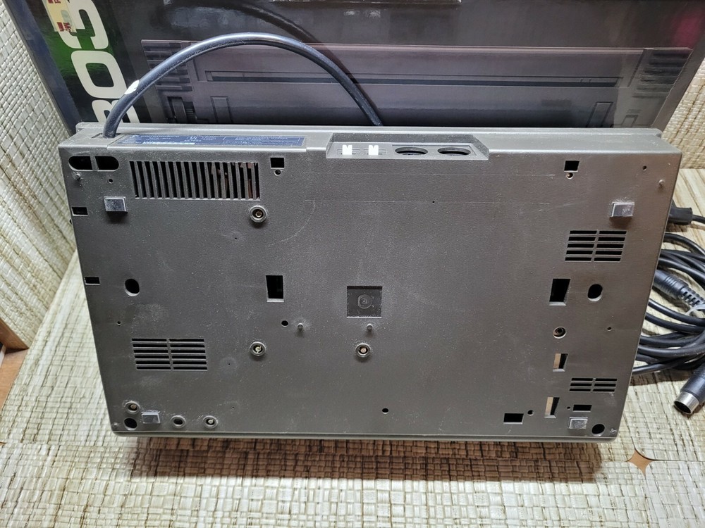 Commodore MPS-803 Dot Matrix Printer with Box UNTESTED POWERS ON