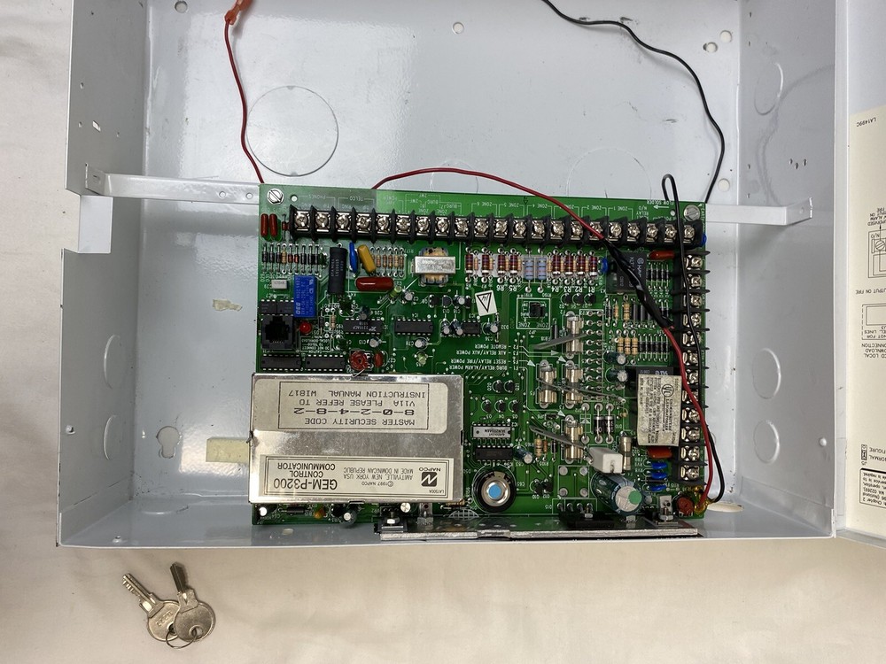 Napco Gemini GEM-P3200 Control Communicator Circuit Board Communicator W Box Key