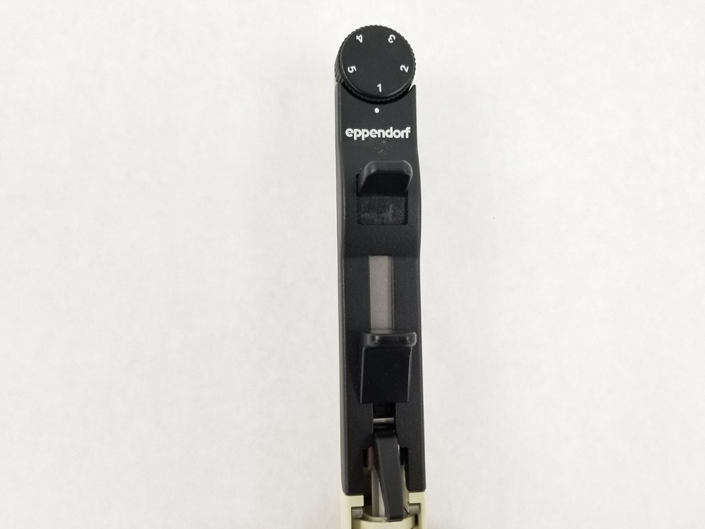 Eppendorf 8 Pipette Adapter Untested