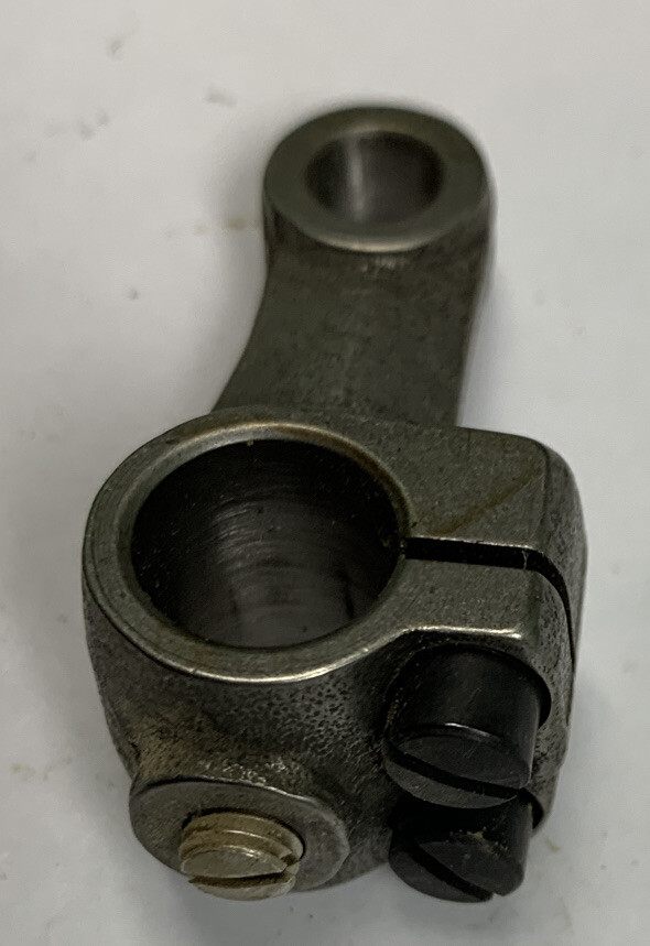 SINGER 268198 Crank Feed Lifting Singer 300W