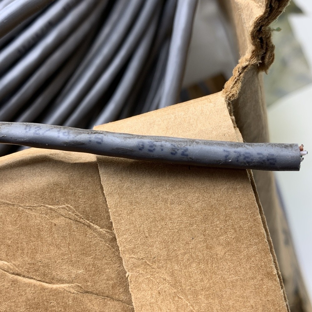 578ft SouthWire Type UTP CMR Gray 24/4 CAT5e Riser Cable