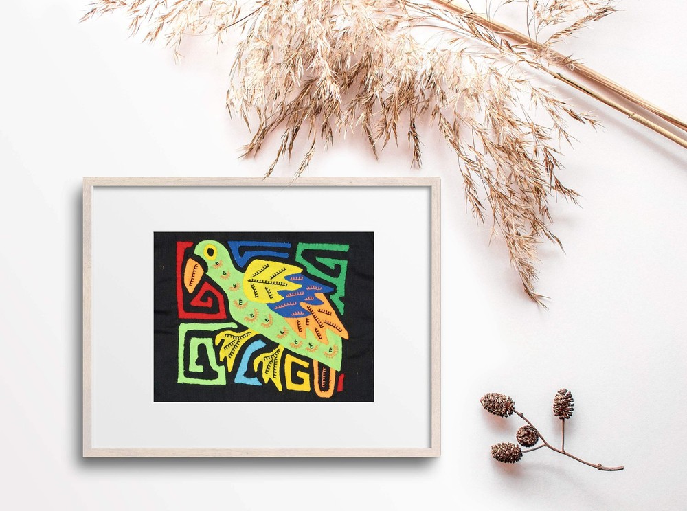 Multicolor Bird Molita