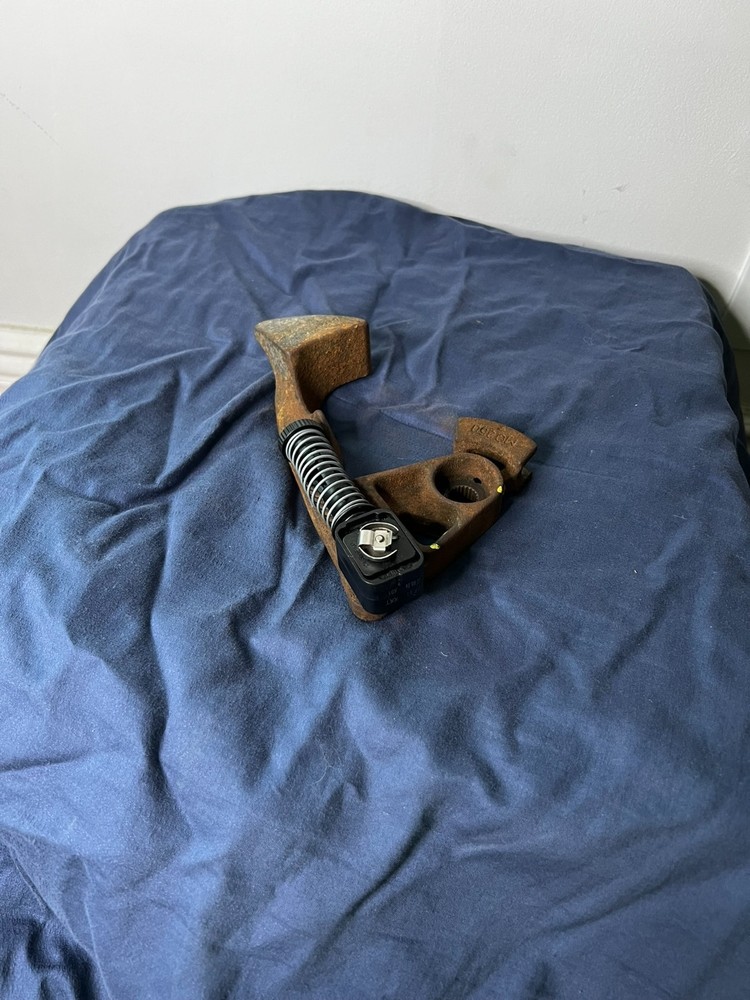 02Q 6 Speed Shift Front to Back lever