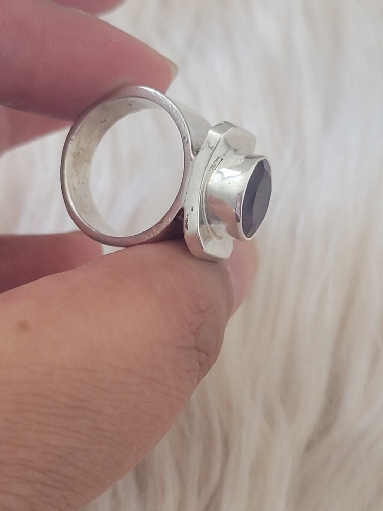 925 solid Sterling Silver & amethyst handmade ring size 6