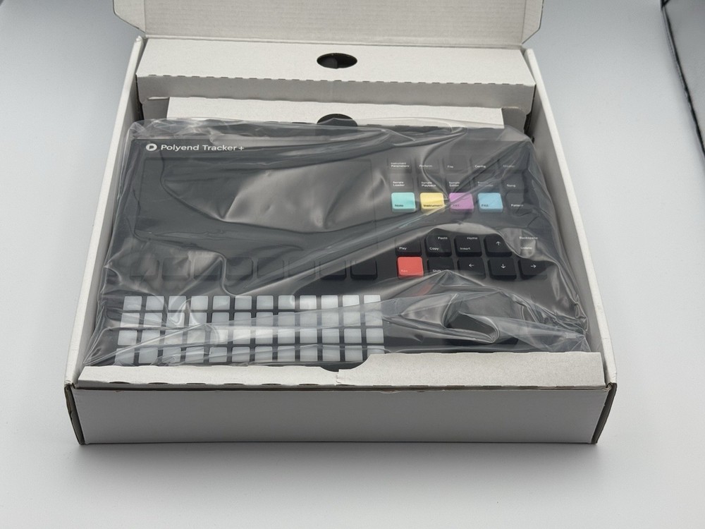 POLYEND TRACKER+ Plus Standalone Audio Workstation Open Box Excellent Condition