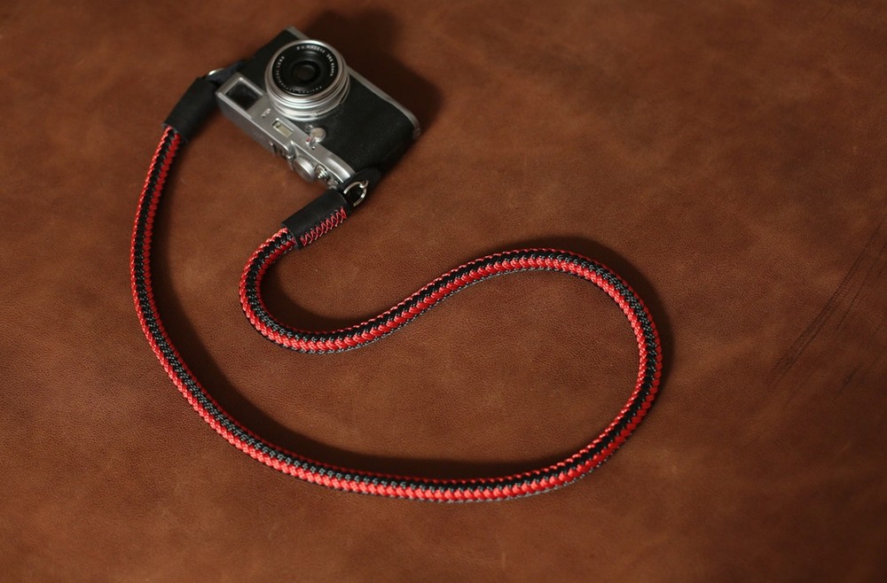 Windmup 12 mm Rope Camera Strap — Red/Black