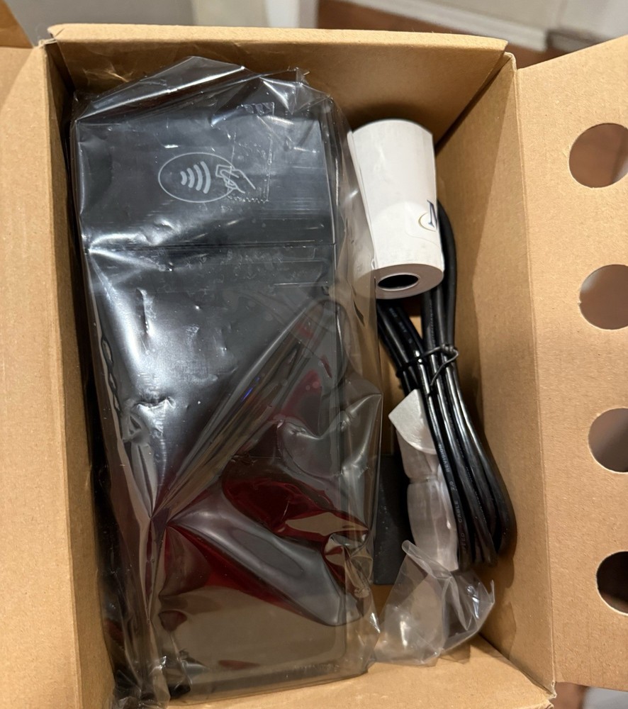 Castle Technology Saturn1000 Android Wireless POS Terminal System New In Box
