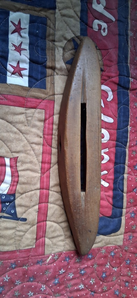 2 vintage weaving loom shuttles