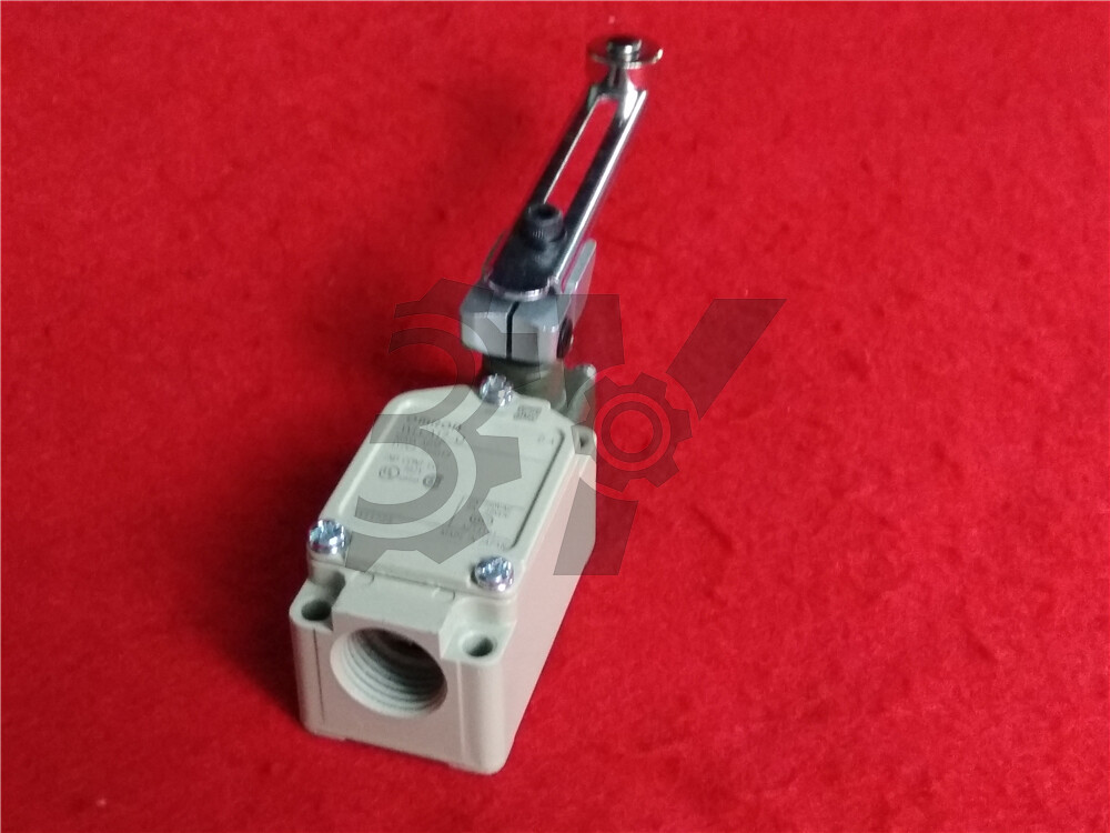 ONE NEW Omron Limit Switch WLCA12-Q