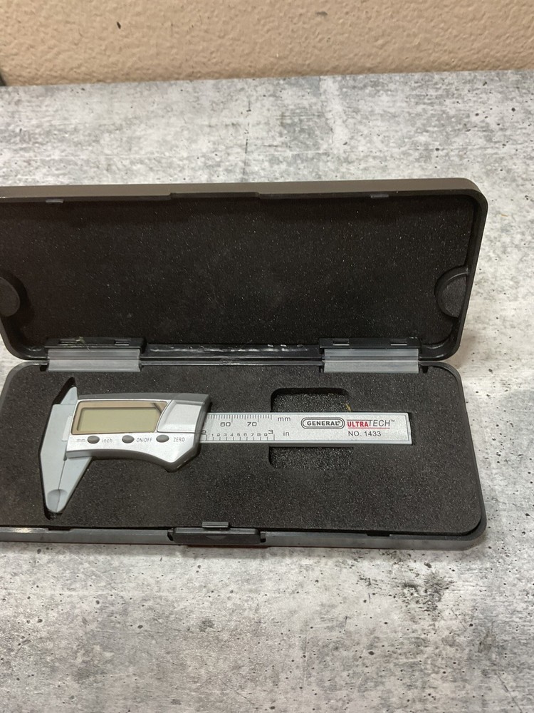 General Ultra Tech Ultratech 0-3" Digital Calipers No. 1433