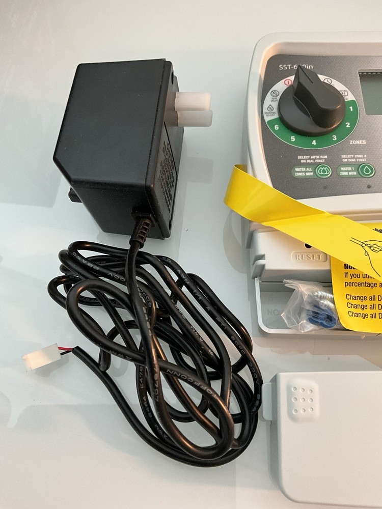 RAIN BIRD INDOOR IRRIGATION TIMER MODEL #SST-600IN (no Box)