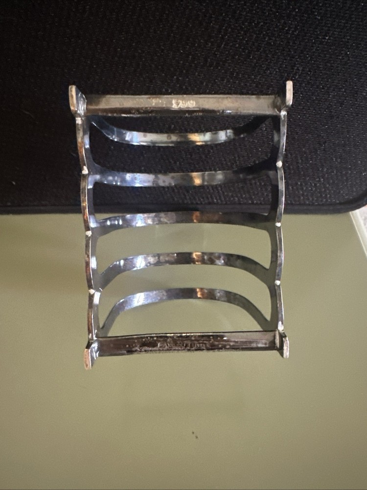 English 4 Slice Toast Server