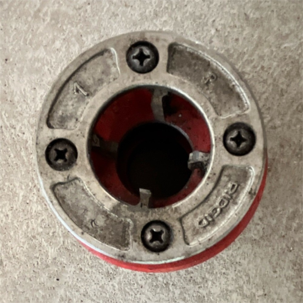 RIDGID Pipe Threader 1 Inch
