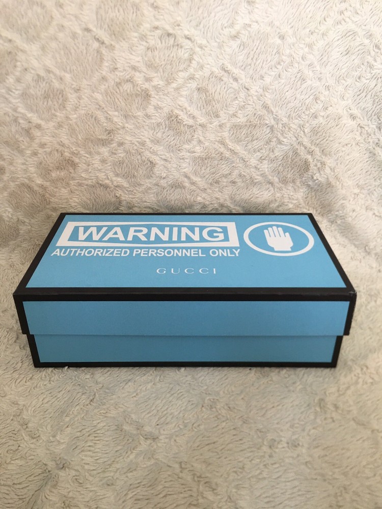 Authentic Gucci Empty Blue Gift Box Limited Edition￼ 16.5 x 8.￼5 x 5”