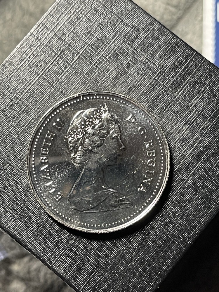 1982 canada proof dollar Very Nice 😊