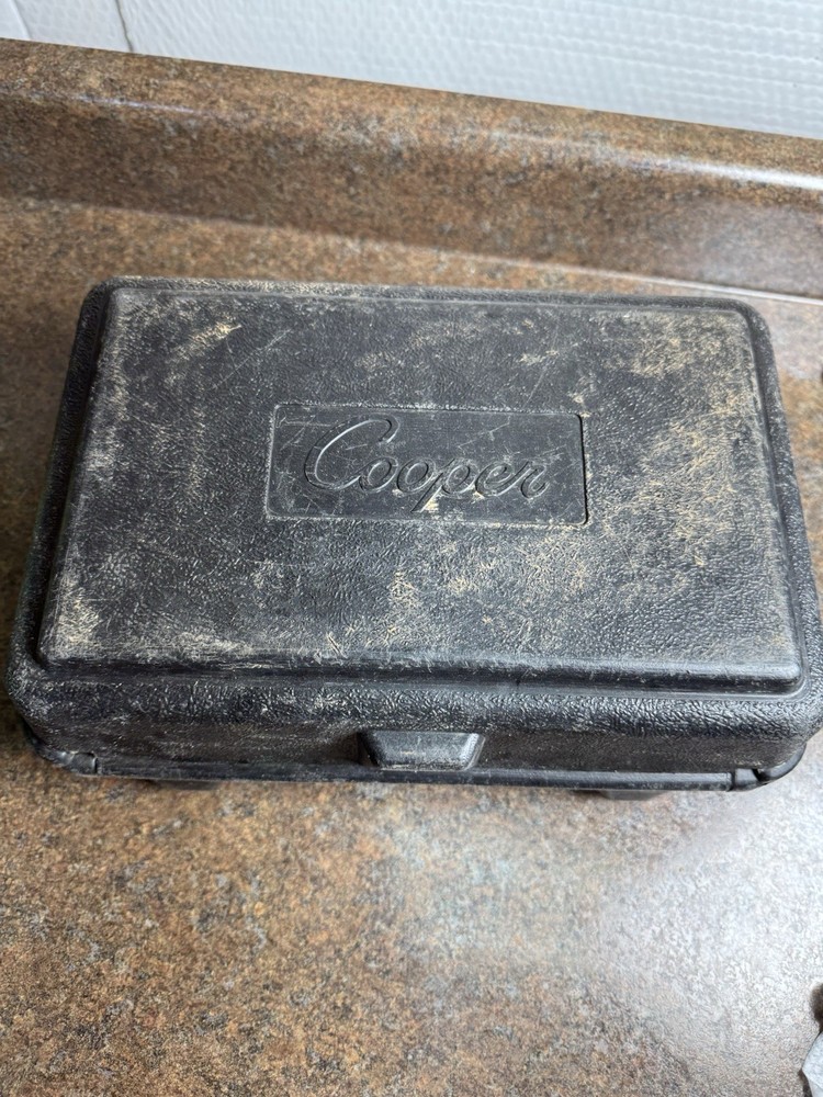 Cooper Atkins MFM300-KIT Thermometer/Multi Functional Meter AC Air Conditioning