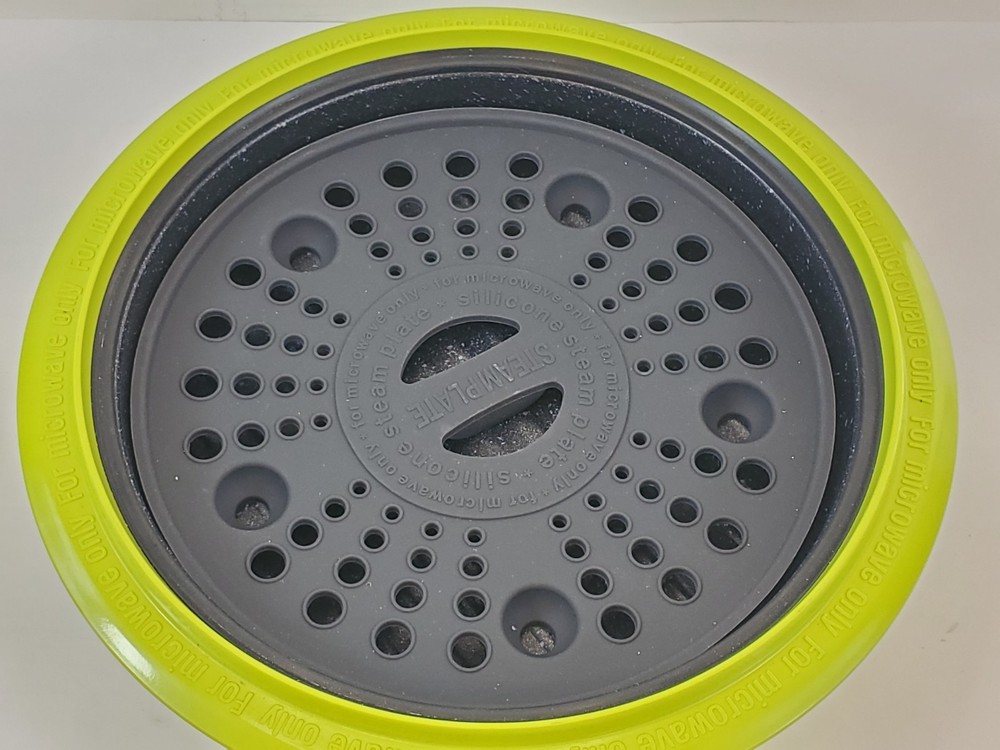 Range Mate Round Microwave Grill Pan with Steamer & Muffin Inserts Green
