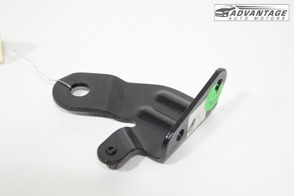 17-24 FREIGHTLINER CASCADIA 126 REAR RIGHT UPPER BED SLEEPER BUNK BRACKET OEM