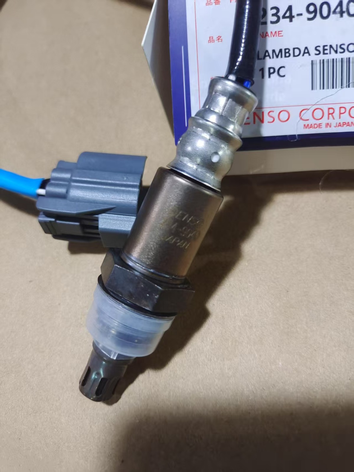 OEM DENSO 234-9040 Fuel To Air Ratio Sensor`