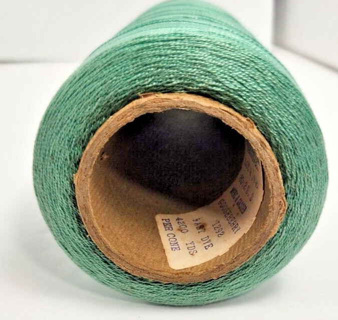 ROBISON ANTON TEXTILE CO. MERCERIZED & GASSED GOOSEBERRY 1292 FAST DYE SERGER